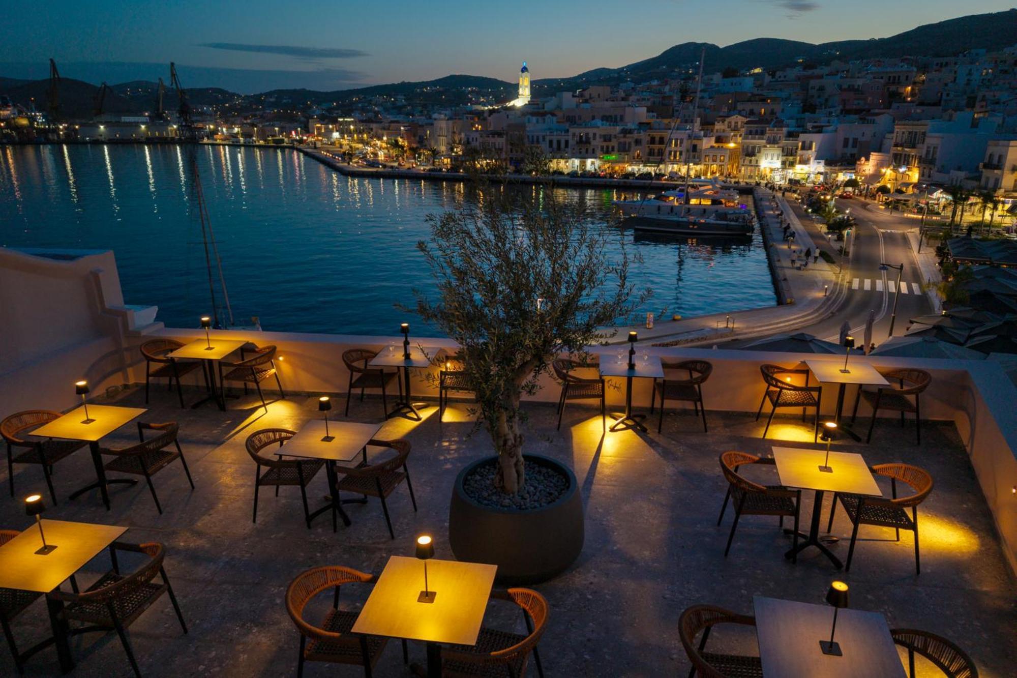 Eclectic Syros Acomodação com café da manhã Hermópolis Exterior foto
